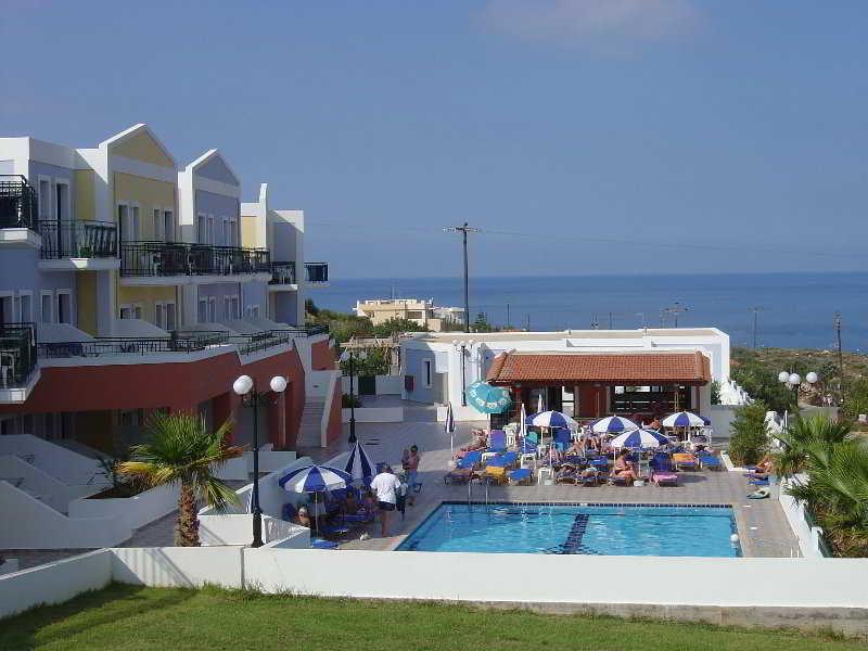 Camari Garden Hotel Apartments Gerani  Exterior photo